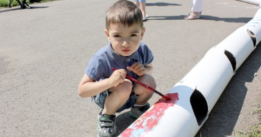 Claudiu Palaz a pictat alături de sute de copii - 2
