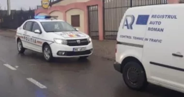Stire din Eveniment : Acțiune a polițiștilor și a RAR pe străzile din Constanța. S-au dat zeci de amenzi pentru defecțiuni tehnice