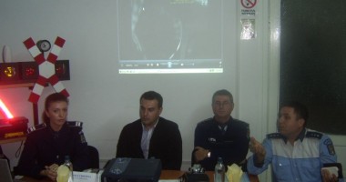 Stire din Eveniment : Acțiune a Poliției Rutiere la o școală de șoferi