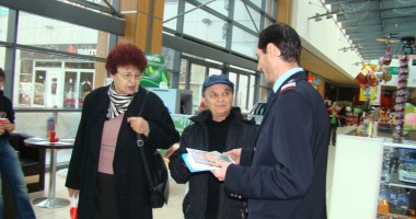 Acțiune preventivă a pompierilor la mall - 2