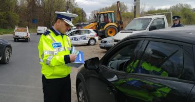 Stire din Eveniment : Acţiuni de prevenţie şi verificare, desfăşurate de poliţiştii din Constanţa. Au fost applicate sancţiuni de aproape 5.000 de lei