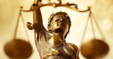 Stire din Cultură-Educație : Acțiuni în sprijinul viitorilor juriști constănțeni