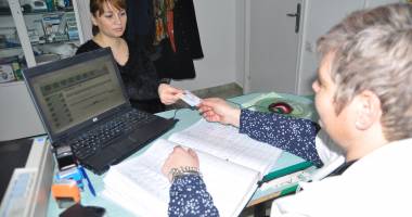 Stire din Sănătate : Câte carduri de sănătate au fost activate