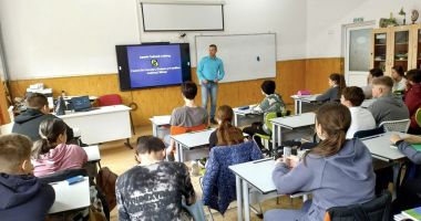 Stire din Eveniment : Activități de conștientizare împotriva drogurilor, în școlile din Constanța