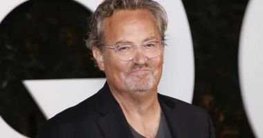 Stire din Actualitate : Medicul care i-a dat ketamină lui Matthew Perry riscă până la 40 de ani de închisoare