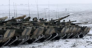 Stire din Actualitate : Tensiuni pe Flancul Estic. Rusia a înconjurat Ucraina din trei părți
