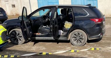 Stire din Eveniment : Un autoturism de 90.000 de lei, furat din Marea Britanie, descoperit în România