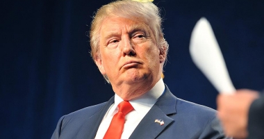 Franța și Germania, "îngrijorate" de măsurile luate de Trump privind refugiații