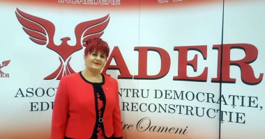 Stire din Politică-Administrație : Primarul Dorinela Irimia, președintele ADER Constanța: "Sărbătorile de iarnă sunt sărbători ale darului"