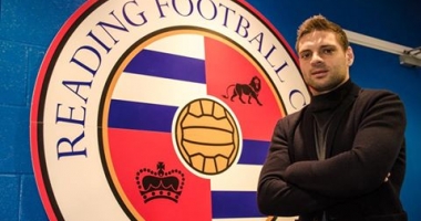 Adrian Popa a semnat cu Reading