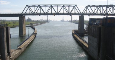 Stire din Economie : Administrația Canalelor Navigabile inaugurează două investiții finanțate de UE