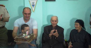 Primăria Medgidia l-a sărbătorit pe veteranul de război Ion Minciună - 2