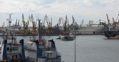 Stire din Economie : Sunteţi interesaţi? Administrația Portului Constanța vinde patru nave