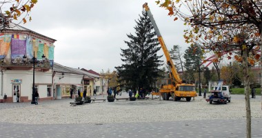 Stire din Politică-Administrație : Administrația publică  din Cernavodă a început amenajările pentru Crăciun
