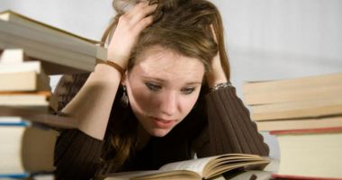 Stire din Cultură-Educație : Elevii pot solicita recunoașterea și echivalarea competențelor lingvistice