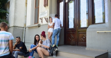 Stire din Cultură-Educație : ADMITERE LICEU 2017. A fost afișată repartizarea computerizată