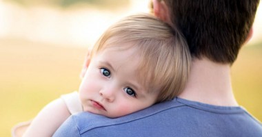Stire din Cetățenești : De ce sunt "împiedicați" oamenii să adopte copii