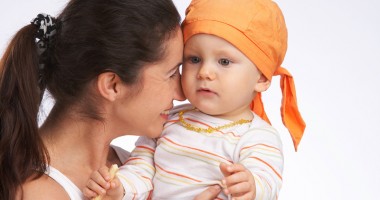 Stire din Social : Ce trebuie să faci ca să adopți un copil