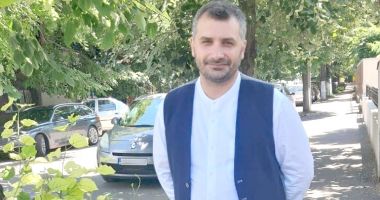 Stire din Cultură-Educație : În decembrie 1989, România a plonjat, din beznă, în beznă
