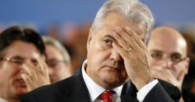 Adrian Năstase ar putea rămâne FĂRĂ CASE. Fostul premier riscă EXECUTAREA SILITĂ