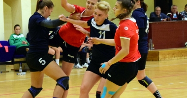 Stire din Sport : Adversar facil pentru CSU Neptun