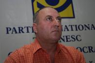 Stire din Politică-Administrație : Chesoi e dispus să îl "detașeze" pe primarul PNȚCD din Cogealac la PD-L