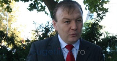 Stire din Politică-Administrație : Aledin Amet de la UDTTMR, consilier al premierului Victor Ponta