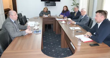 Stire din Politică-Administrație : AEP și MAE colaborează pentru actualizarea Registrului electoral, cu accent pe românii din diaspora