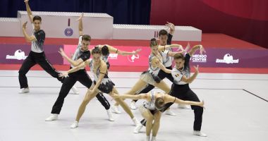 Stire din Sport : România a cucerit două medalii de aur la Cupa Mondială de Gimnastică Aerobică de la Bucureşti