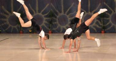 Stire din Sport : Aerobicii constănțeni,  în fruntea  ierarhiei federației