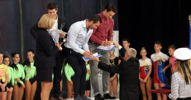 Aerobicii Mircea Brînzea, Mircea Zamfir și Valentin Mavrodineanu au predat ștafeta - 4