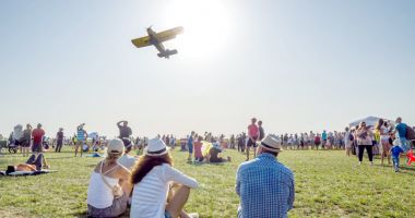 Stire din Social : Aeromania 2018: trei zile de adrenalină, spectacole și acrobații