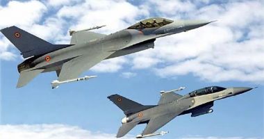 Stire din Eveniment : Ministerul Apărării anunţă noi atacuri la Nord de Dunăre. Patru aeronave, ridicate în aer
