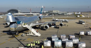 Stire din Actualitate : Un avion Air Mediteranee a ieșit de pe pistă la aterizarea pe aeroportul din Lyon