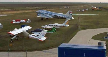 Stire din Eveniment : Aeroportul Tuzla, pe locul al doilea național, în topul mișcărilor de aeronave