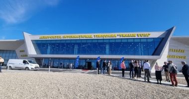 Stire din Eveniment : Fost director al Aeroportului Timișoara și foști membri ai CA, trimiși în judecată pentru abuz în serviciu