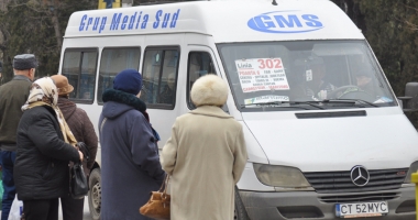 Stire din Eveniment : Cine trage sforile în "Afacerea Maxi-taxi"