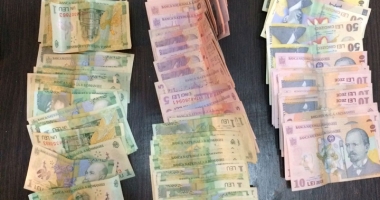 "Afaceri" cu droguri, la Constanța. Rețeaua, destructurată de DIICOT - 3