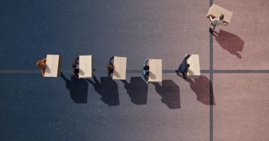 Stire din Actualitate : Românii fug cu firmele în Bulgaria: taxele mari alungă afacerile românești peste graniță