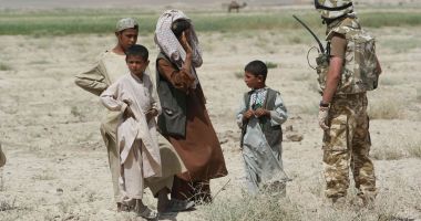 Imagini de colecție. Militari români, în misiune în Afganistan, în 2006 - 2