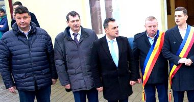 Stire din Economie : A fost reluat traficul feroviar cu Ucraina, prin punctul de trecere a frontierei Valea Vișeului - Dilove