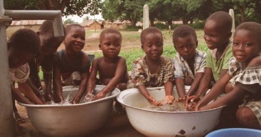 Stire din Actualitate : 400 de milioane de africani nu au acces la apă potabilă