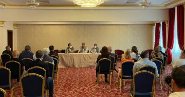 Agenţii economici din Mamaia, la discuţii cu autorităţile locale - 2