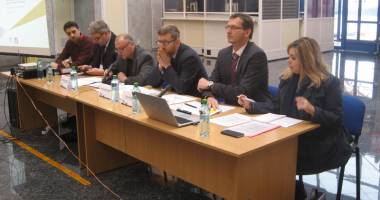 Agenții economici au "răstignit" master planul portului Constanța - 4