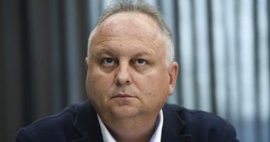 Stire din Eveniment : Secretarul de stat acuzat de abuz în serviciu, a fost pus sub control judiciar