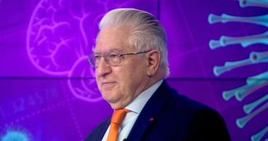 Stire din Social : Reputatul neurochirurg Vlad Ciurea - Greșeala pe care o facem după ce ne trezim!