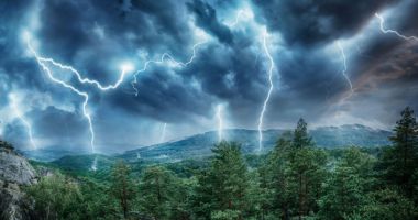 Meteorologii au emis cod galben de furtuni în 29 de județe/ IATĂ HARTA