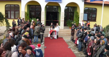 Stire din Politică-Administrație : Casa Tineretului din Agigea, ridicată în doar șase luni