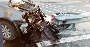 Stire din Eveniment : Accident cu patru răniți, la ieșire din Autostrada A4