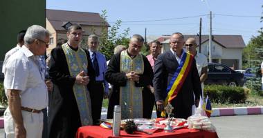 Primarul Cristian Cîrjaliu a pus piatra de temelie a noului Centru Turistic din Agigea - 2